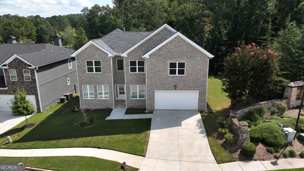 Photo of 5649 Eagles Watch, Douglasville, GA 30135 (MLS # 10723663)