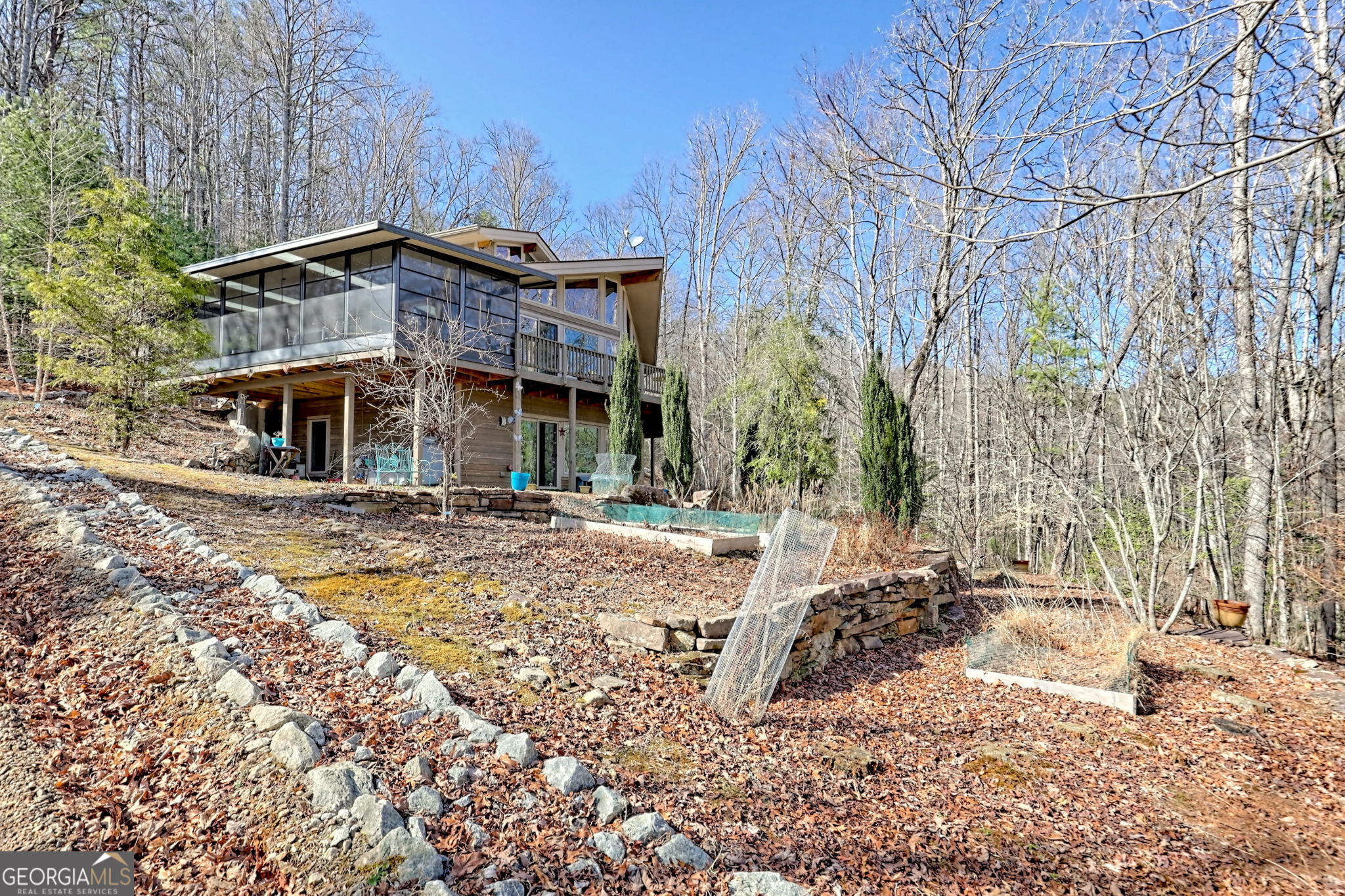 203 Nichols Branch LN