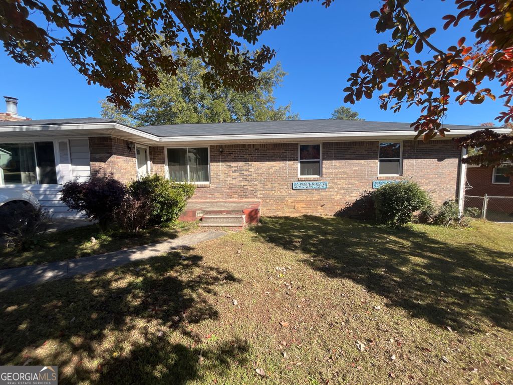 Photo of 6070 Danbury Court, Morrow, GA 30260 (MLS # 10678198)