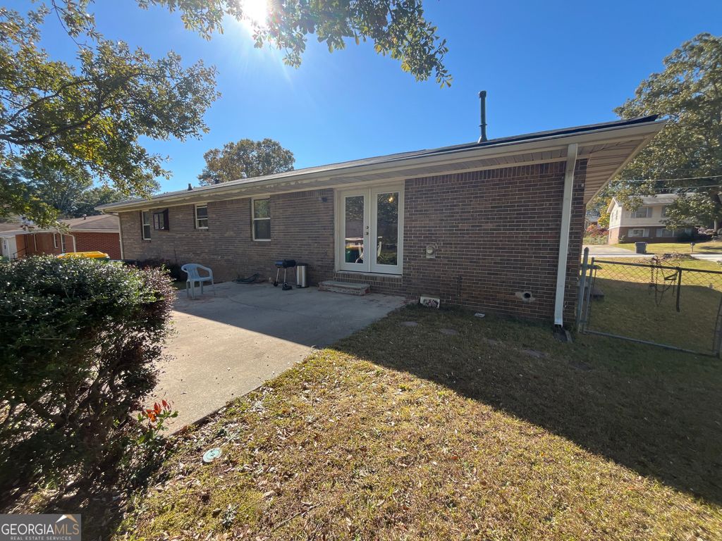 Photo of 6070 Danbury Court, Morrow, GA 30260 (MLS # 10678198)