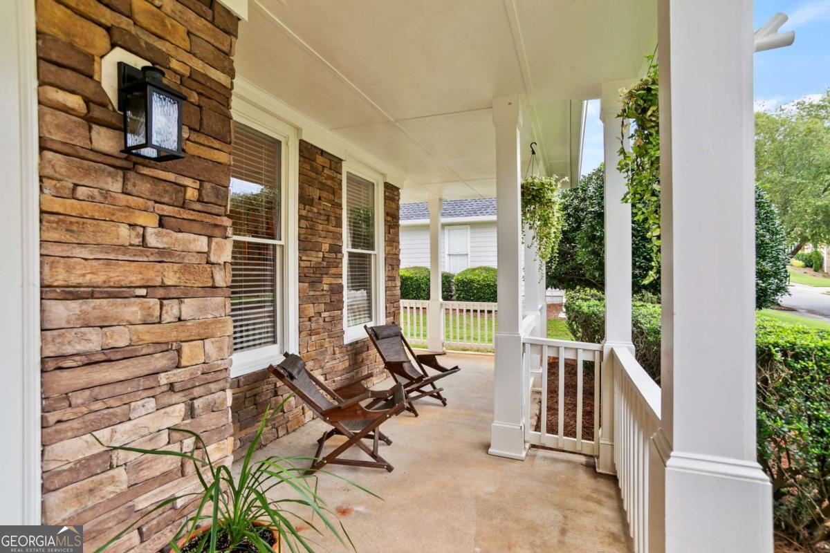 3008 Fairhaven RDG NW
