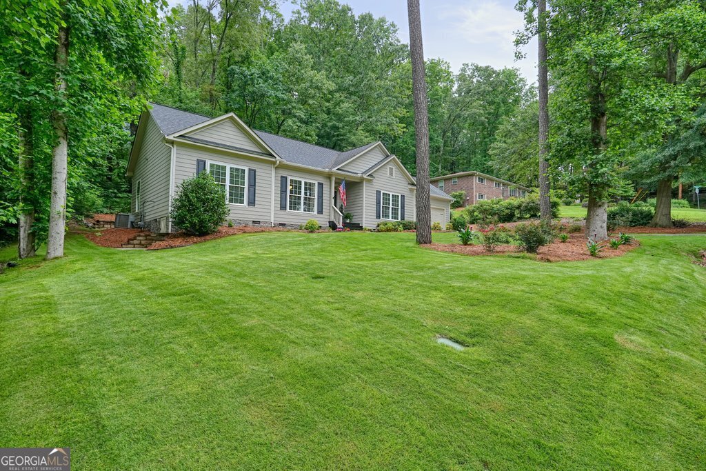 Addison Heights - Residential