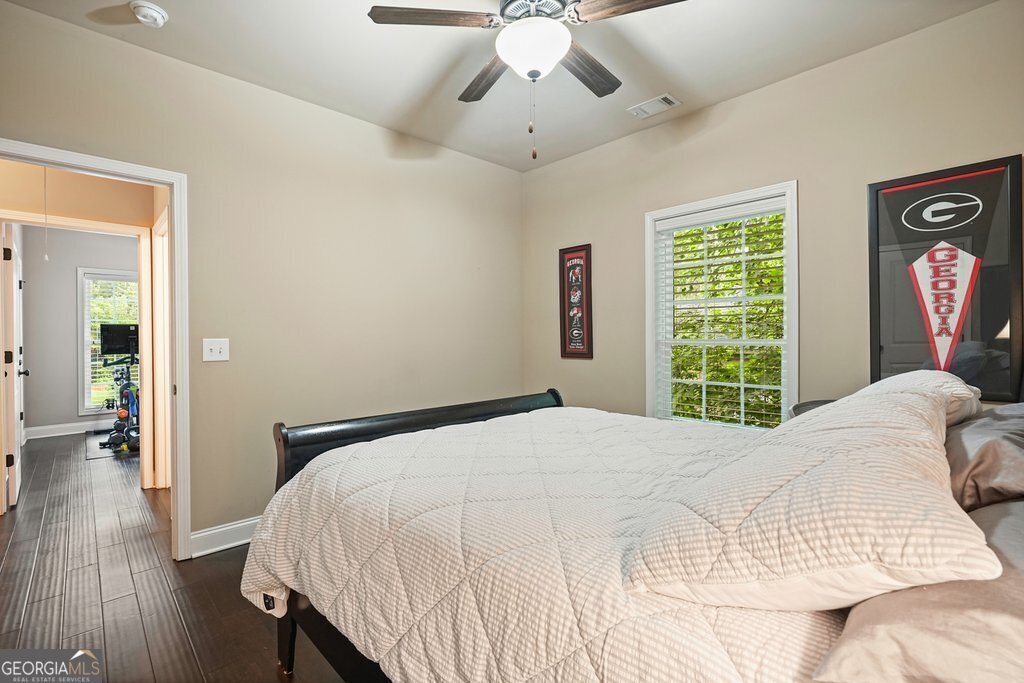 Addison Heights - Residential