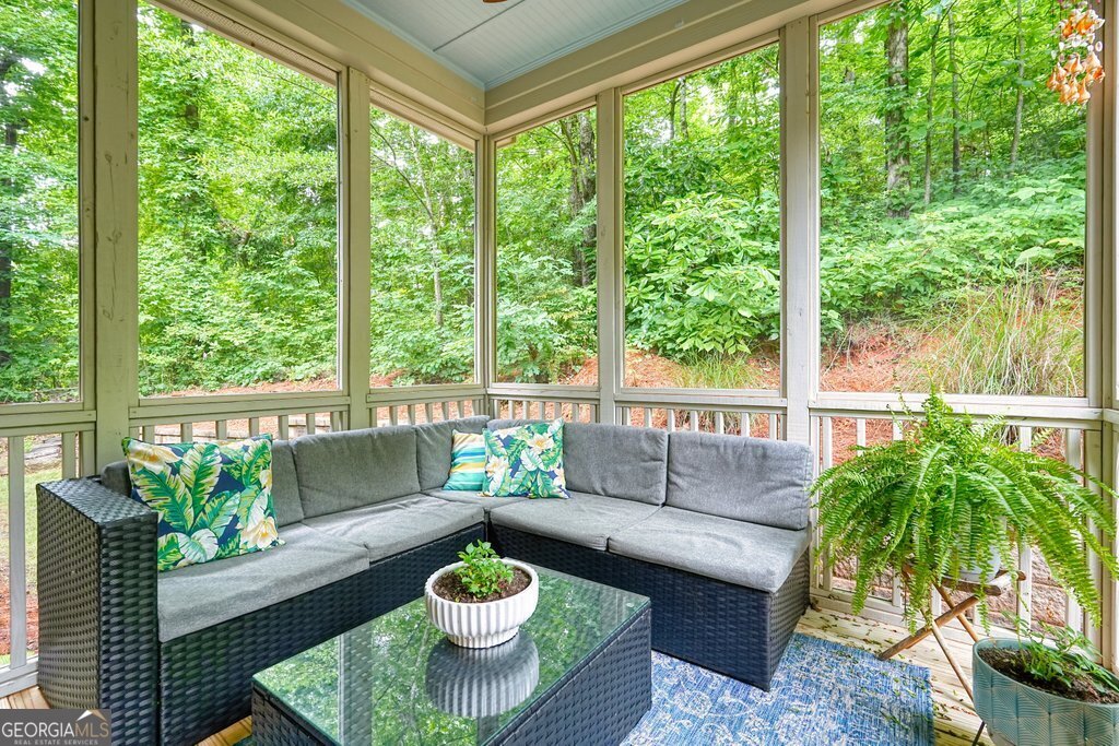 Addison Heights - Residential
