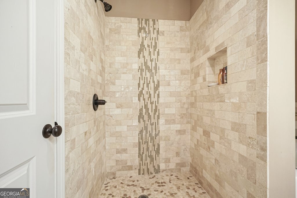 Addison Heights - Residential