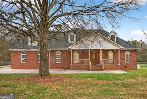 Photo of 112 Mississippi Drive, Cedartown, GA 30125 (MLS # 10699110)