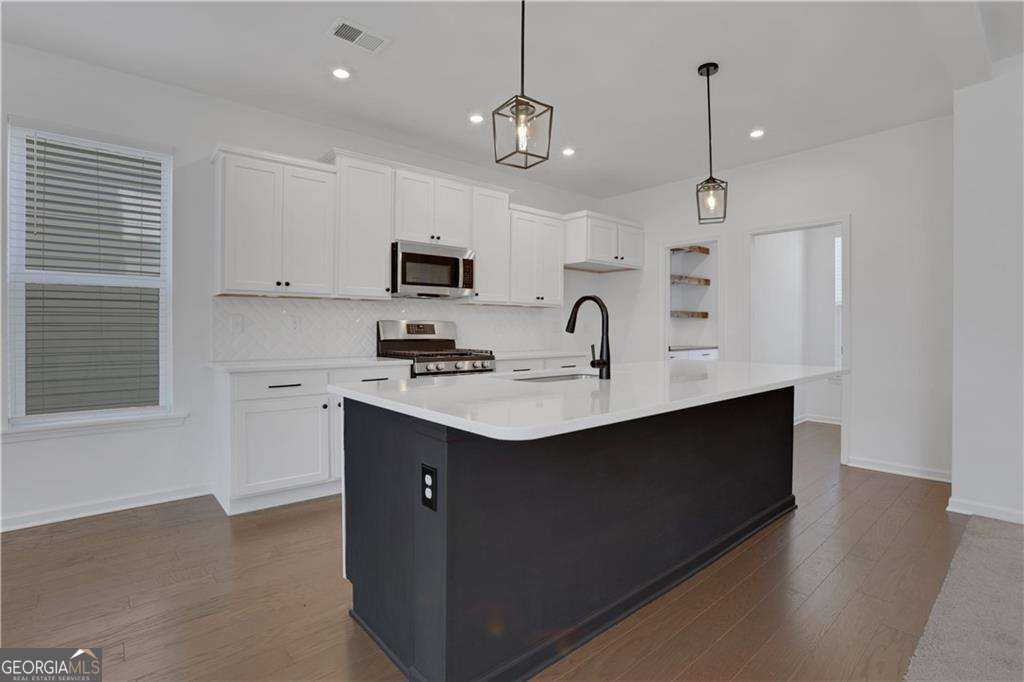 1413 Liberty Park DR