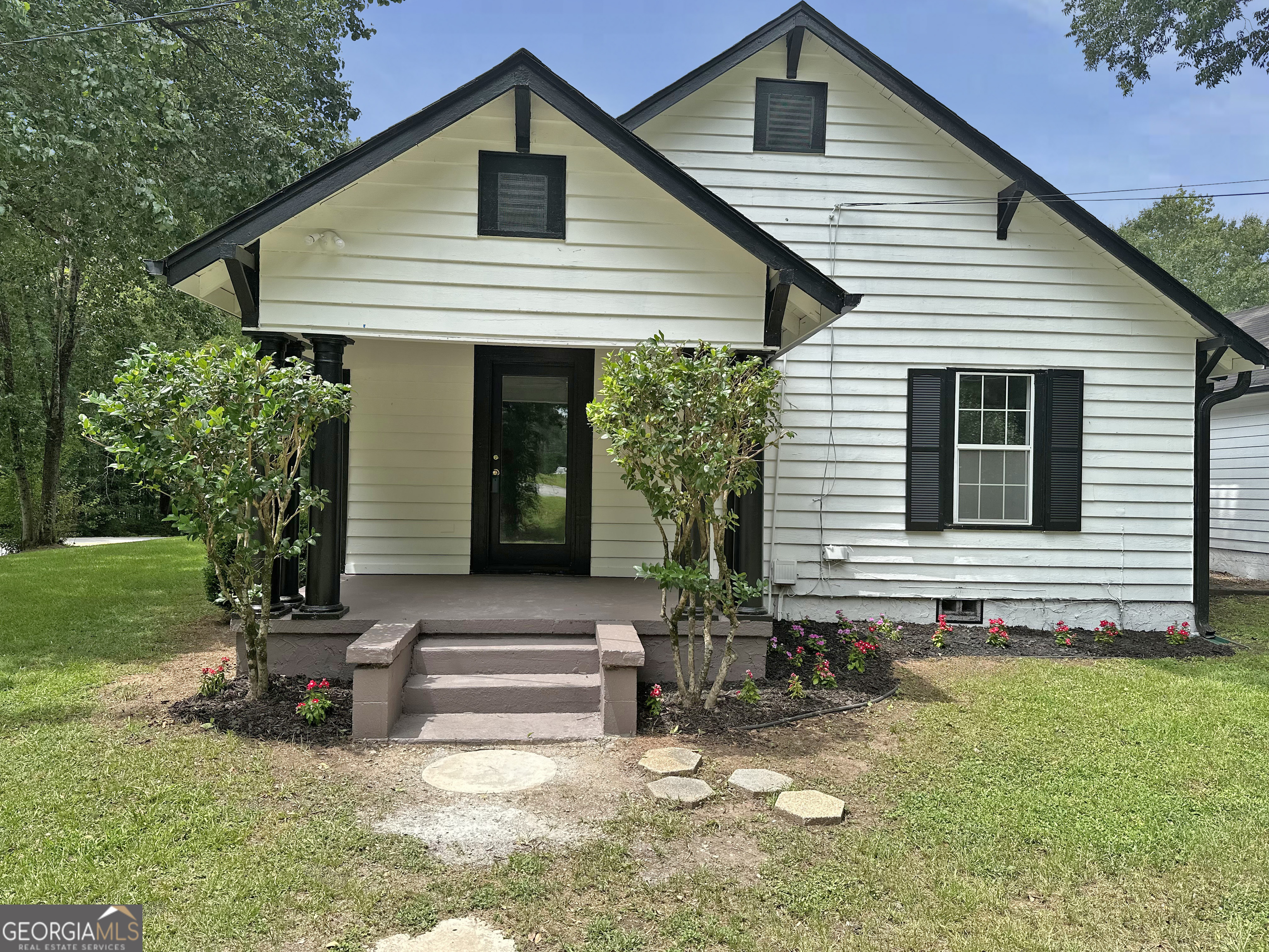 558 Macedonia RD