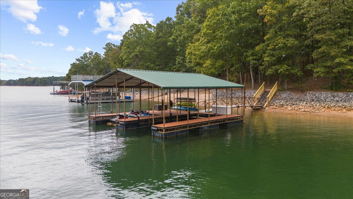 Bay Colony - Residential