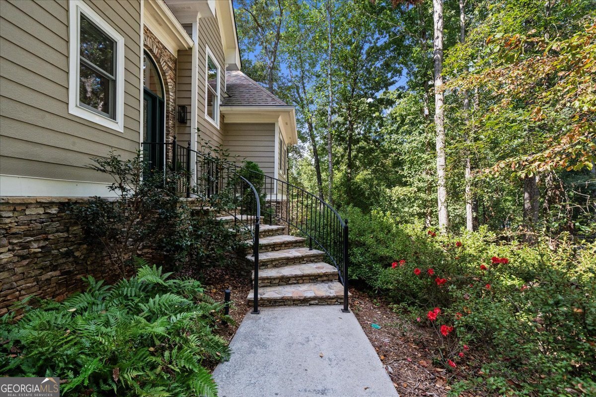 Bay Colony - Residential