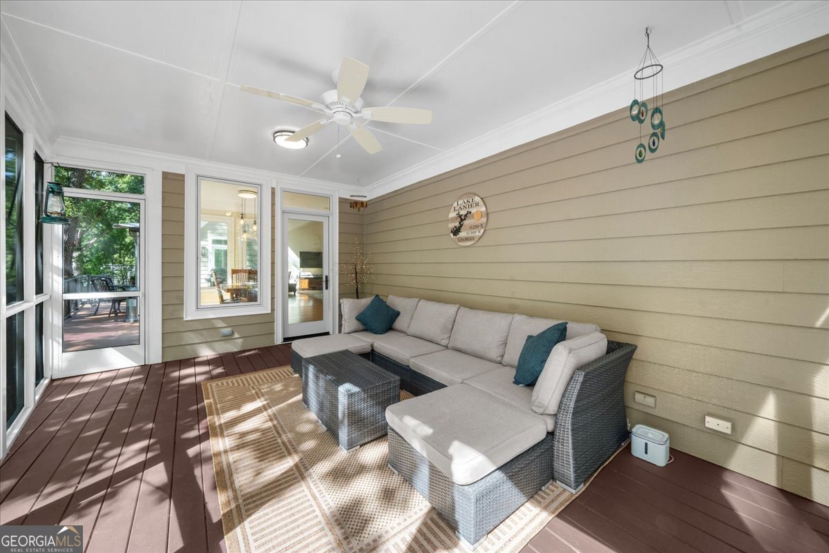 Bay Colony - Residential