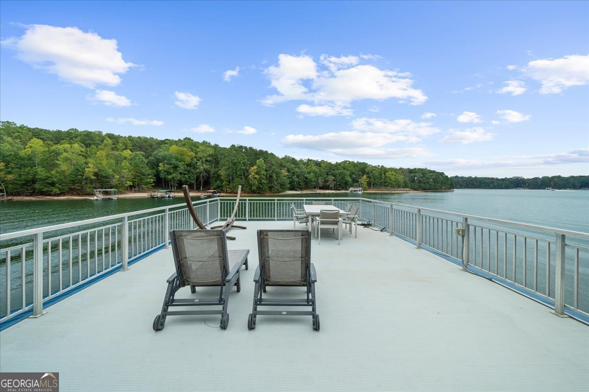 Bay Colony - Residential