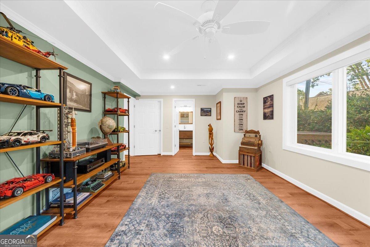 Bay Colony - Residential