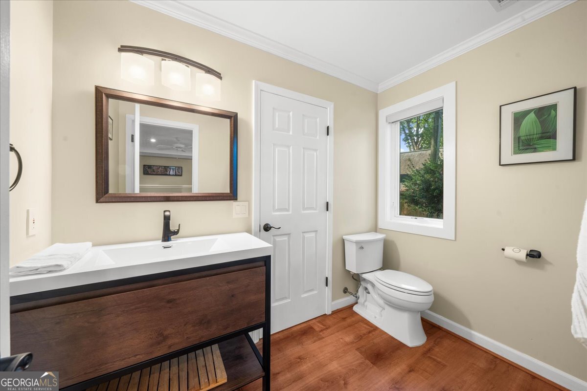 Bay Colony - Residential