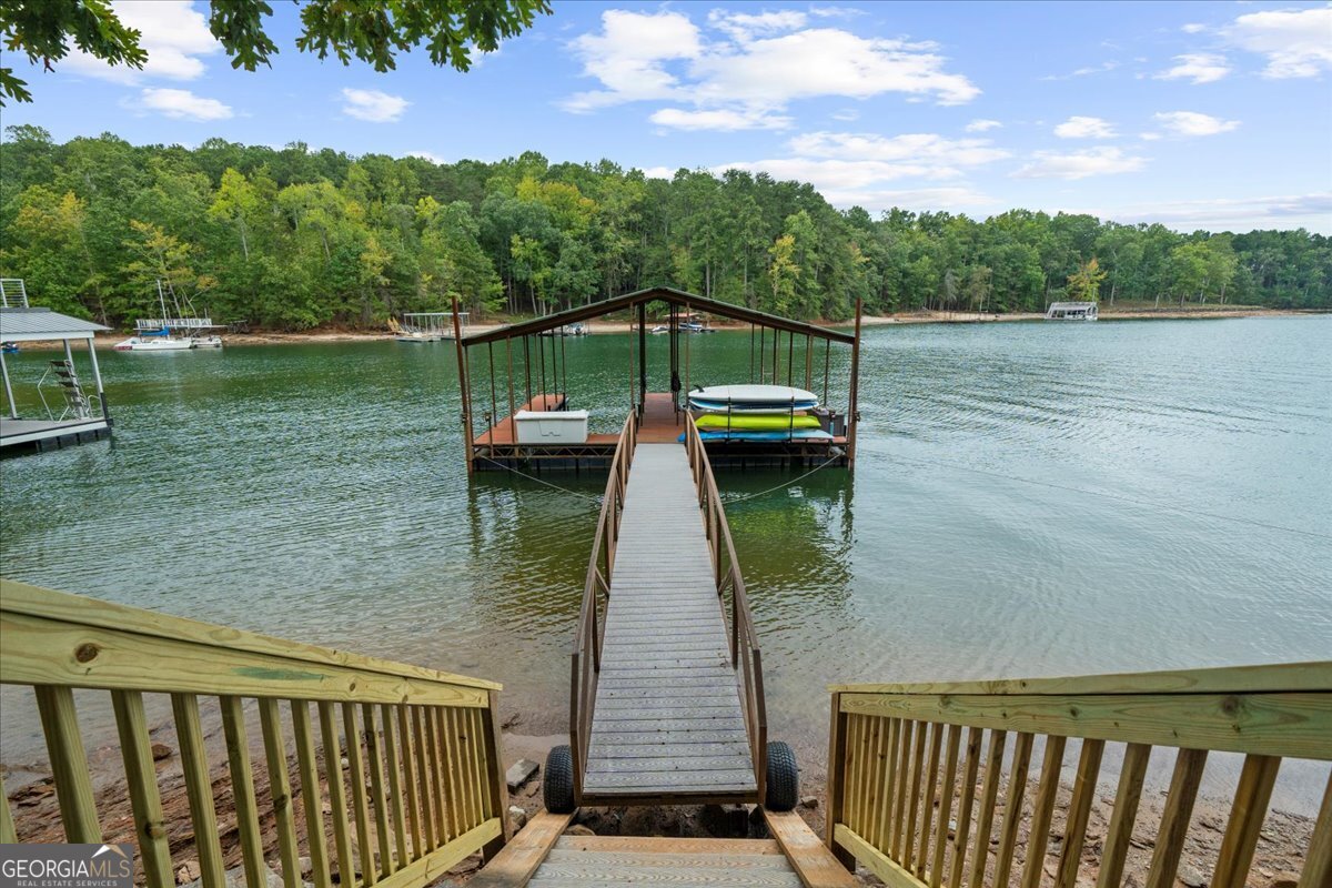 Bay Colony - Residential