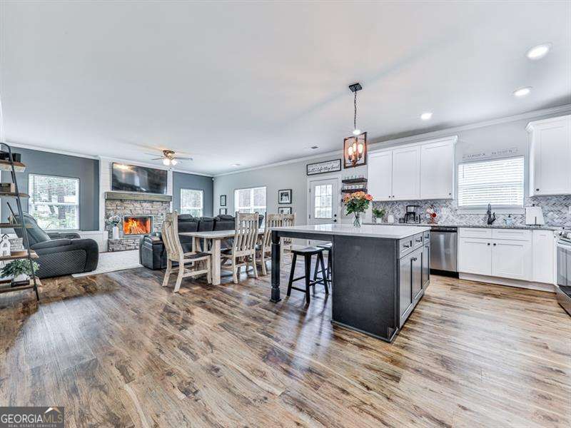 99 Mulberry CIR