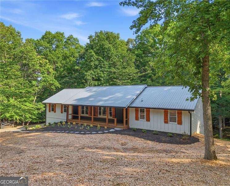 627 Ammons DR