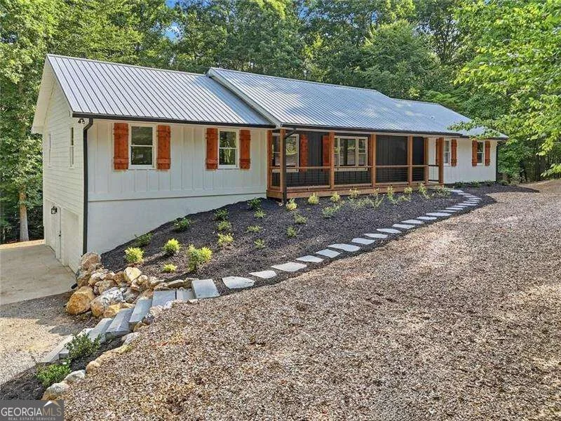 627 Ammons Drive