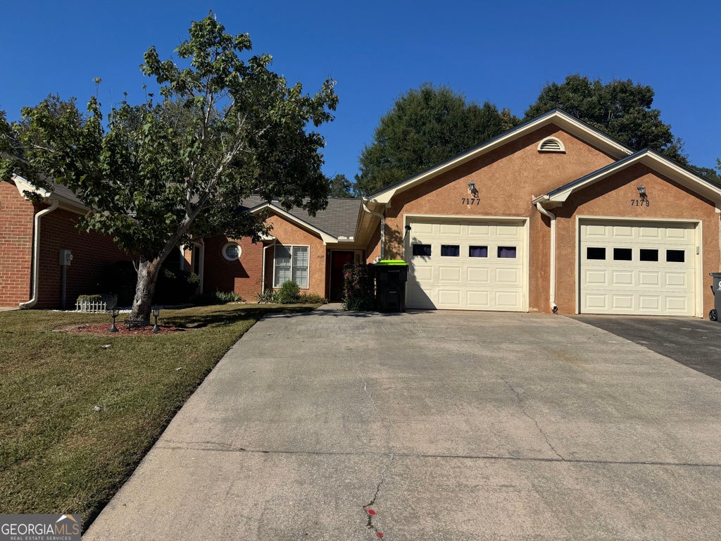 Photo of 7177 Woodridge Lane, Union City, GA 30291 (MLS # 10874509)