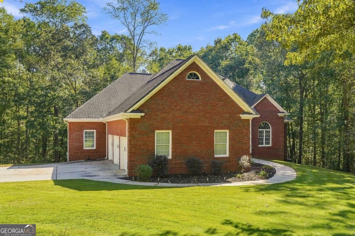 106 Shalea LN