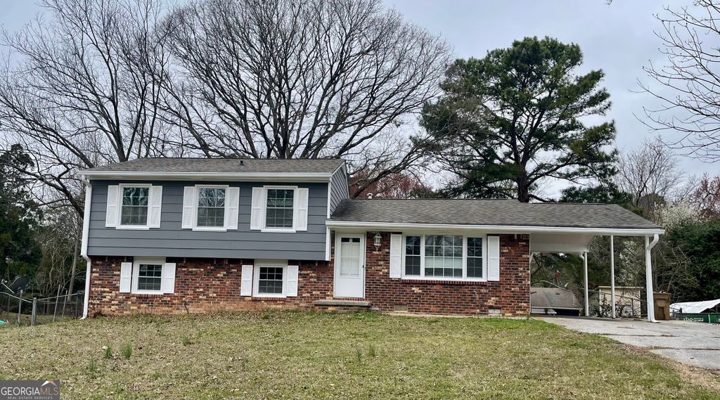 Photo of 5777 Northfield Drive, Ellenwood, GA 30294 (MLS # 10703986)