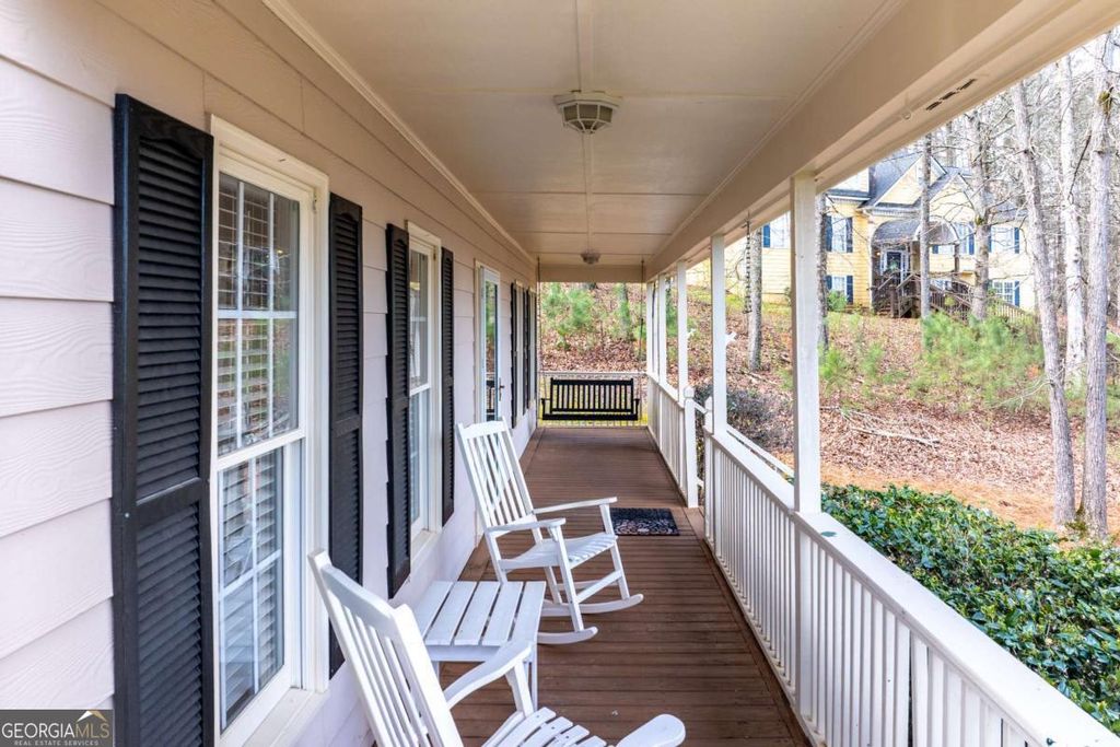 Photo of 1040 Smithwyck Drive, Canton, GA 30115 (MLS # 10709481)