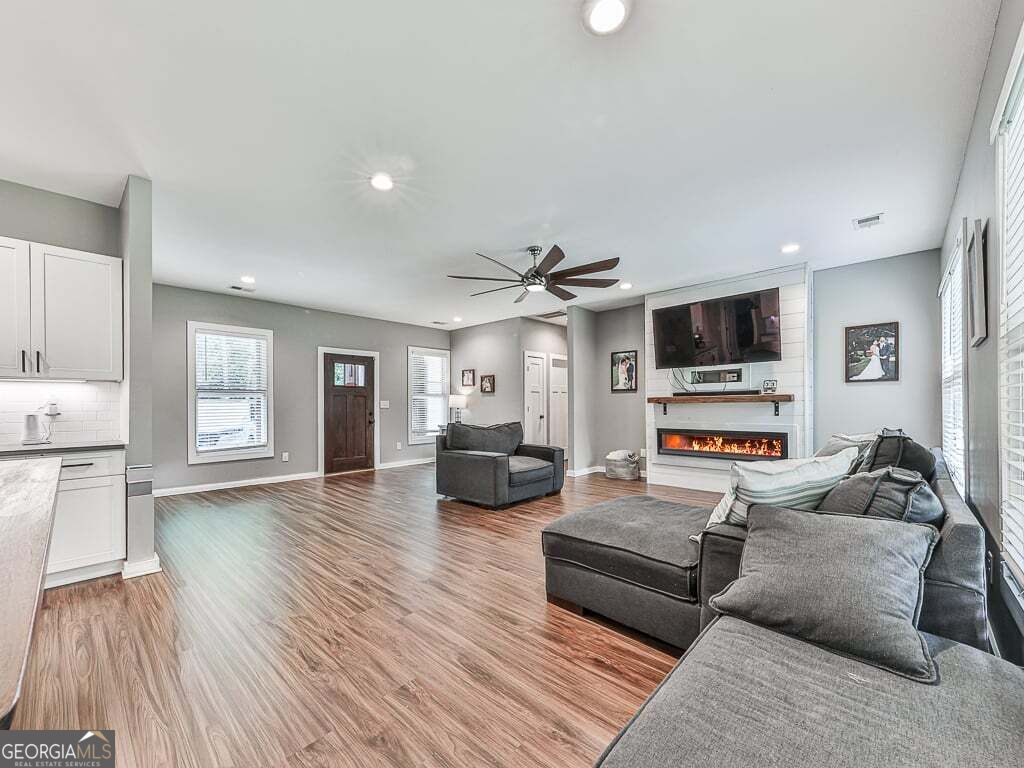 144 Brookwood DR