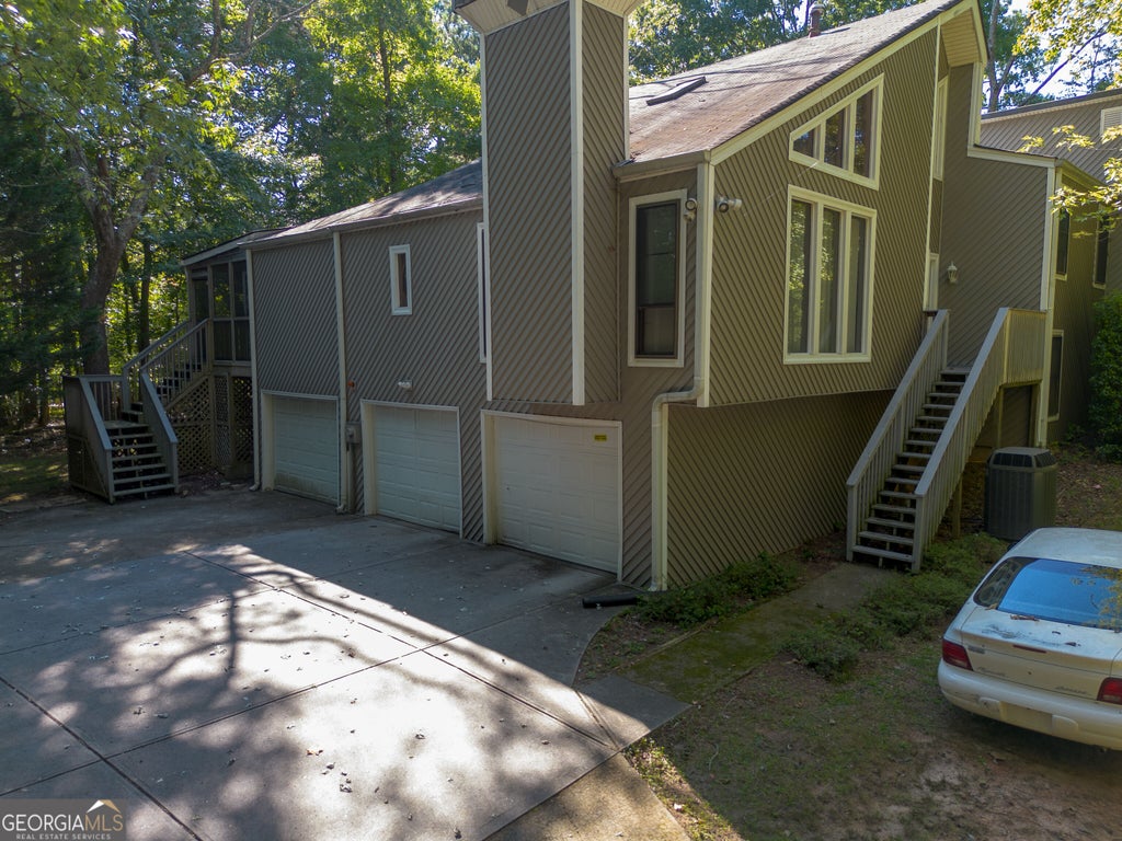 Photo of 1100 Pine Grove Pointe Drive, Roswell, GA 30075 (MLS # 10834421)