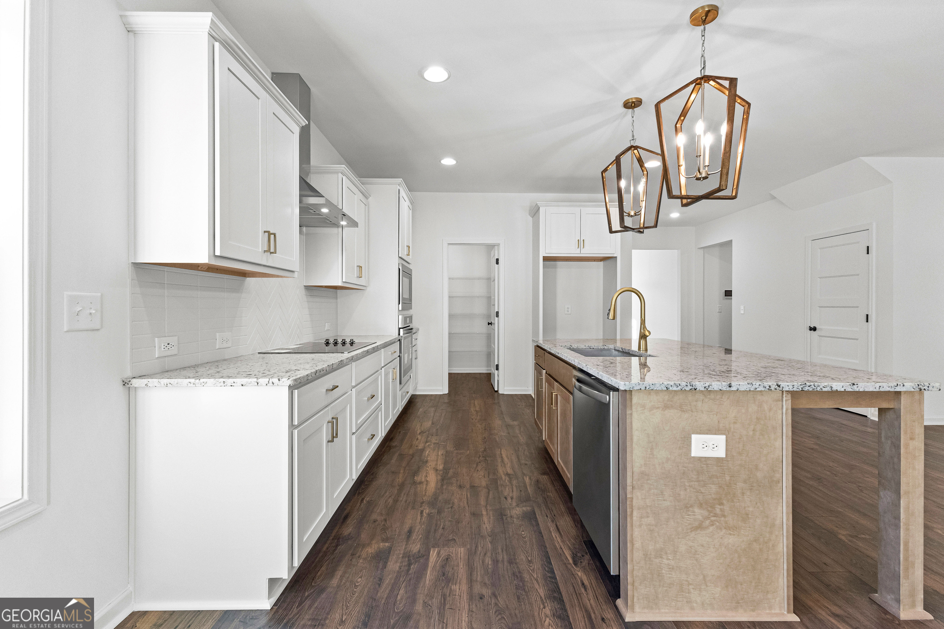 Senoia, Georgia 30276, United States, 4 Bedrooms Bedrooms, ,3 BathroomsBathrooms,Residential,Active,119550