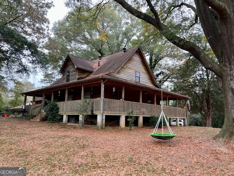 A home in Cedartown