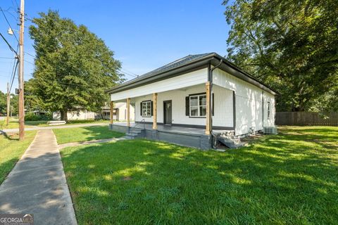 347 Ww Carr AVE Jackson GA 30233