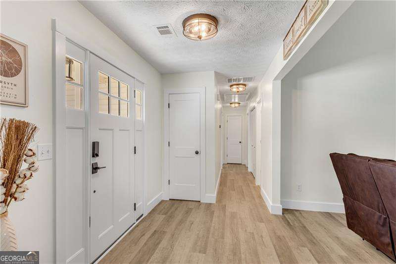 5820 Rolling Oaks DR