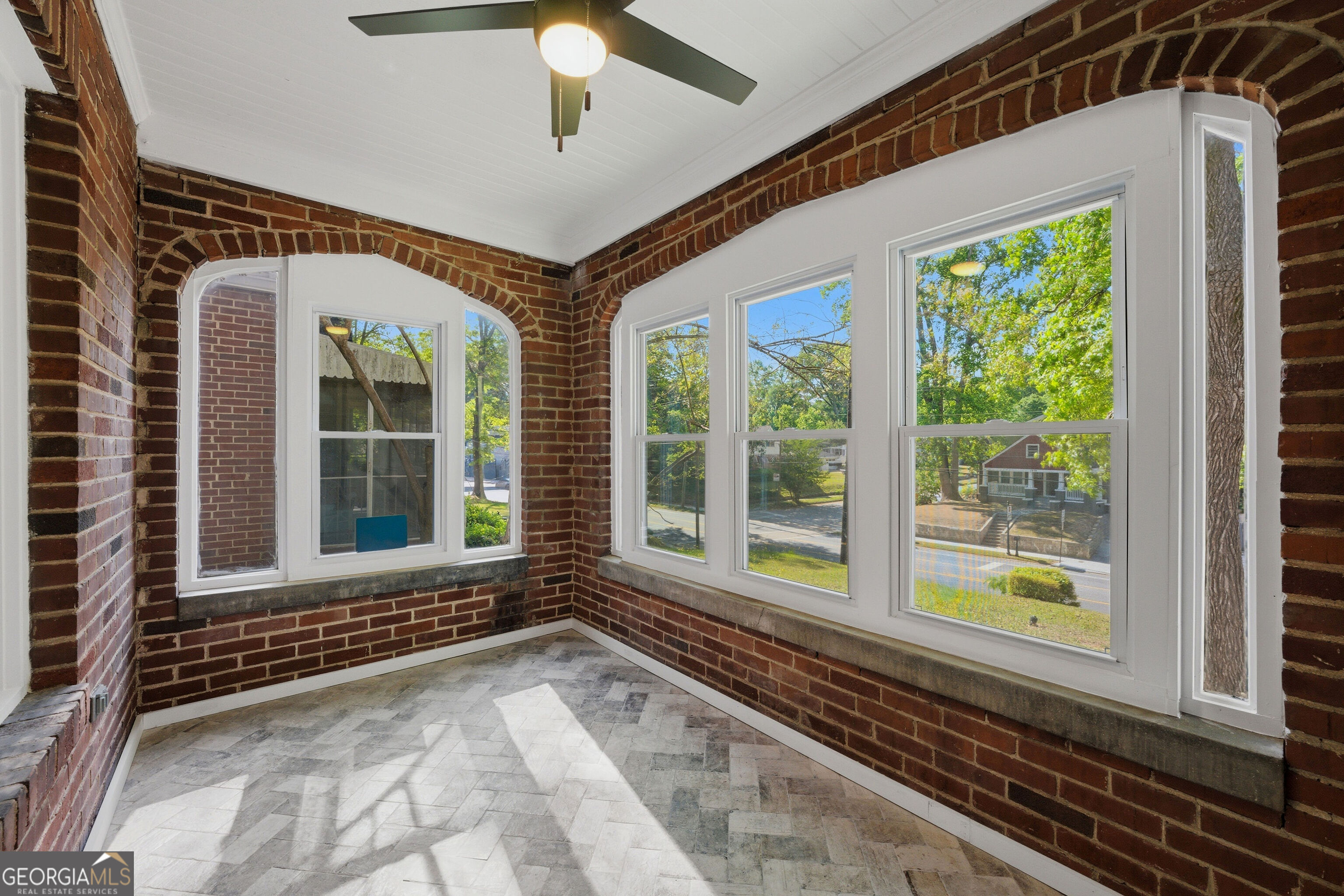 1207 Martin Luther King Jr Dr