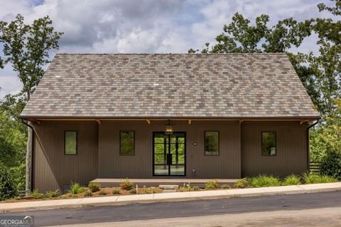 1072 Lupo LOOP Chattahoochee Hills GA 30268