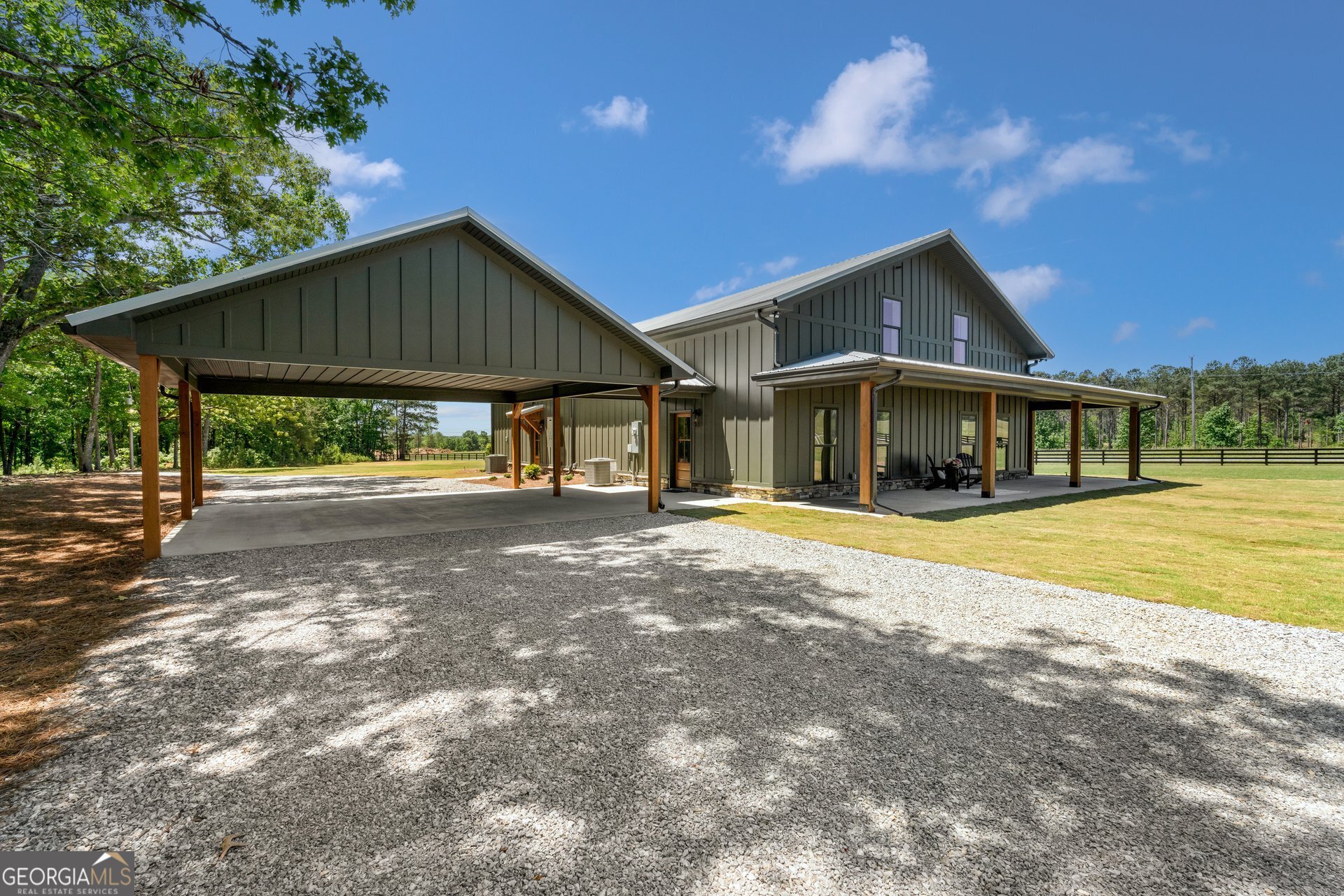 5938 Ridgeway RD