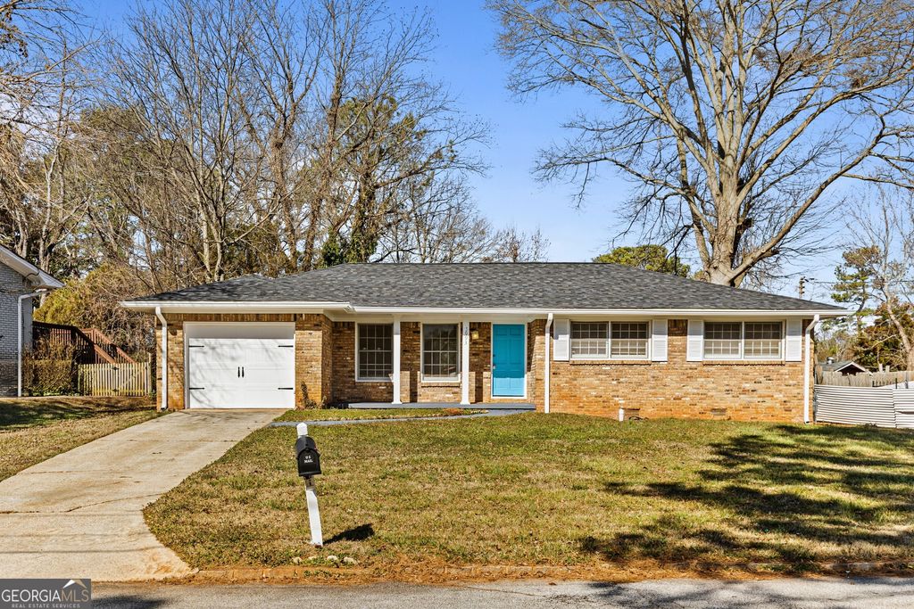 Photo of 3993 Brookcrest Circle, Decatur, GA 30032 (MLS # 10692227)