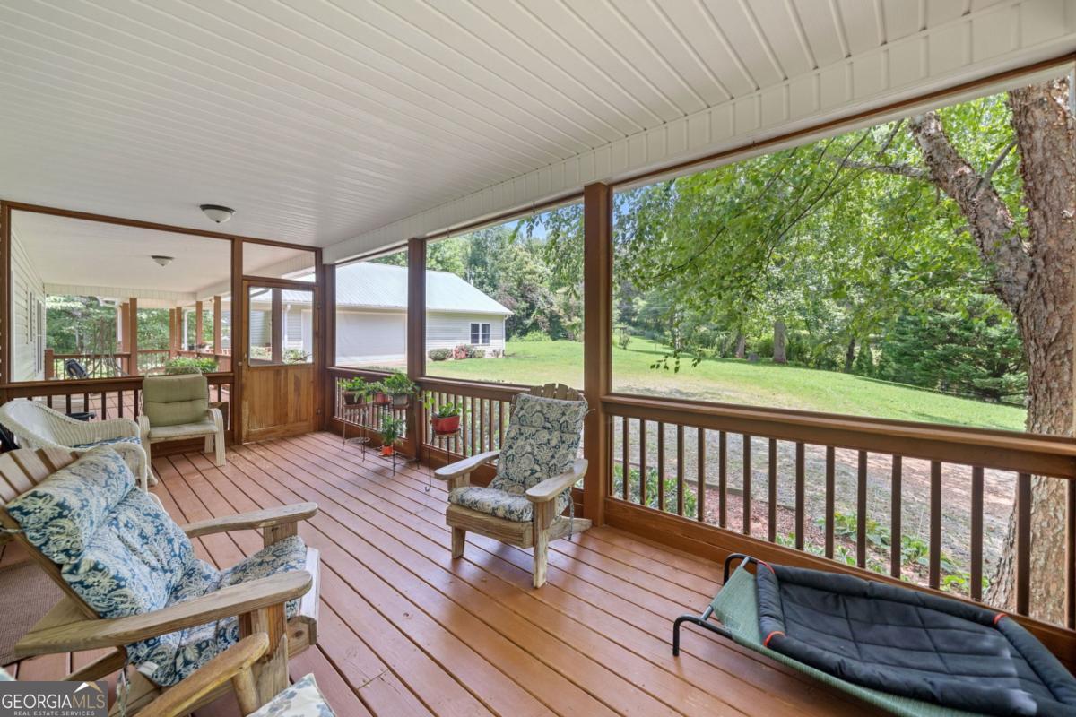 564 Scrougetown RD