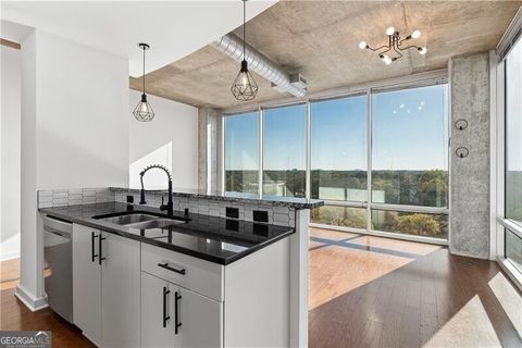 Photo of 943 Peachtree Street NE #913, Atlanta, GA 30309 (MLS # 10712475)
