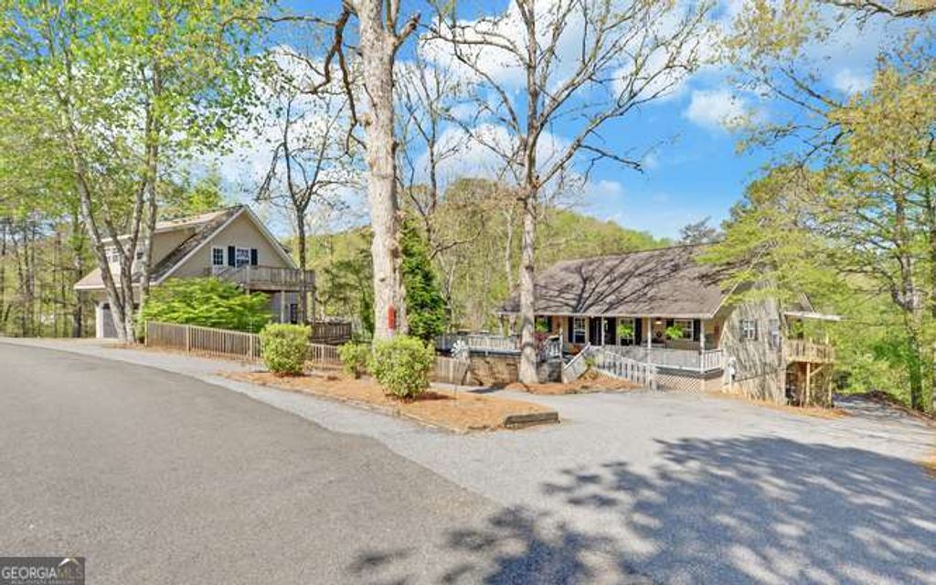 Photo of 95 Windjammer Drive Cir, Hiawassee, GA 30546 (MLS # 10735655)