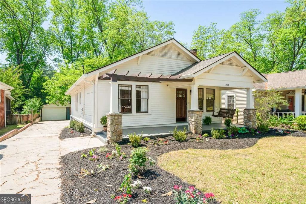 Photo of 1856 Linwood Avenue, Atlanta, GA 30344 (MLS # 10740616)