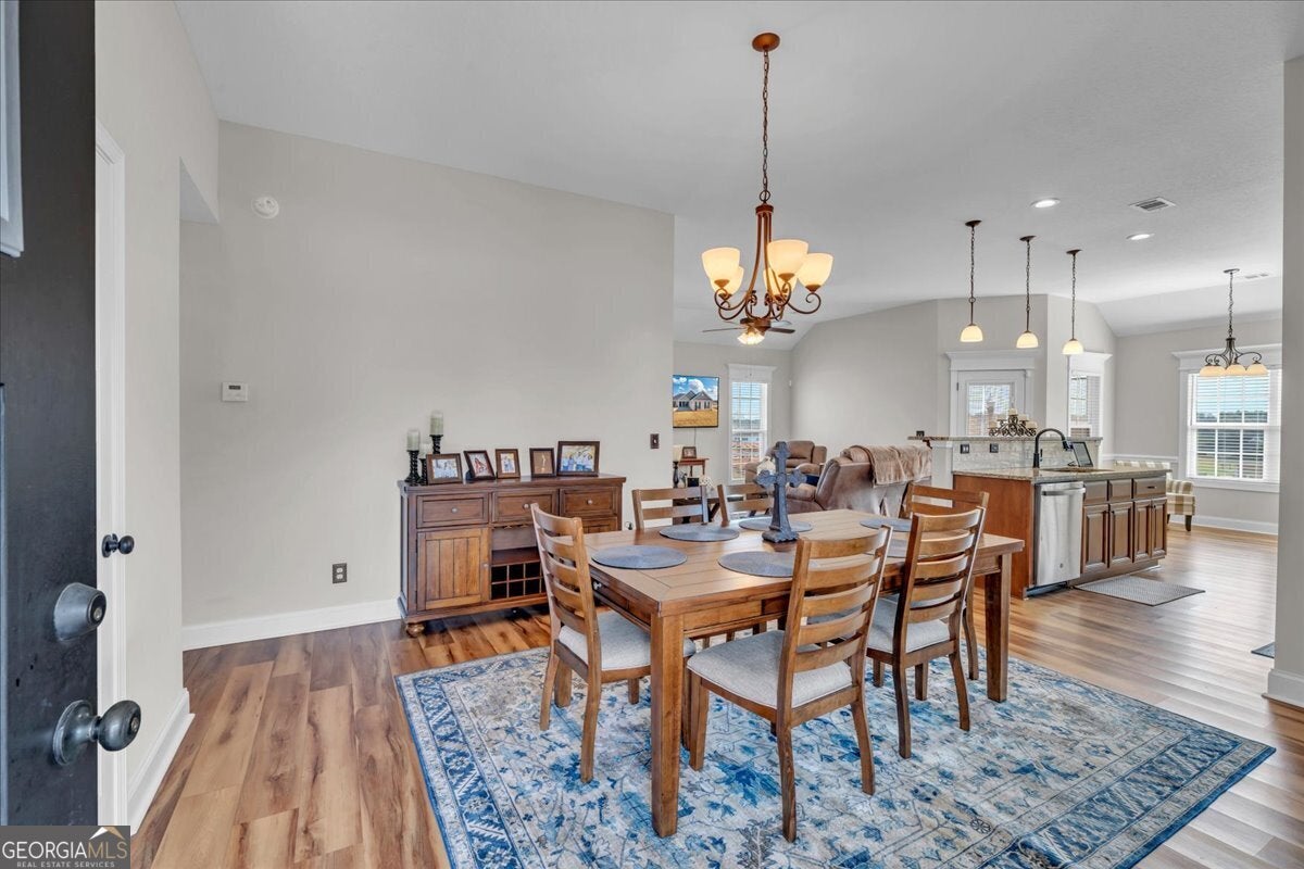 2301 Quail Ridge LN