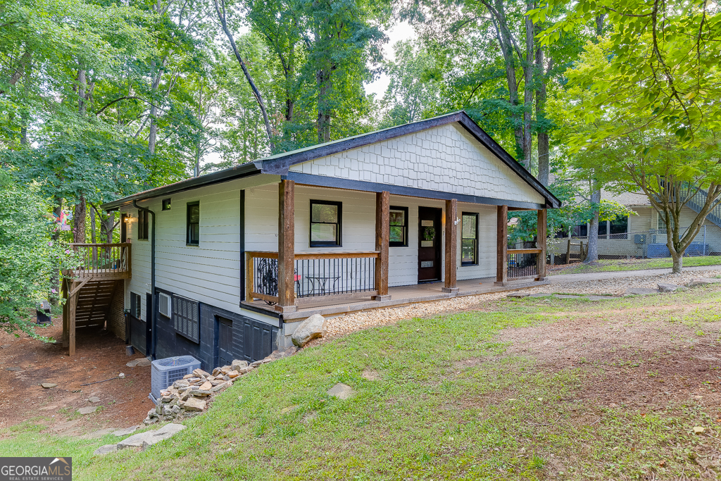 2155 Cove TRL