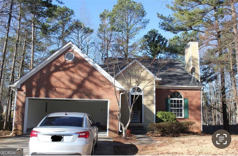 Charming 3-bedroom 2.5- bath home. This cozy house features master bedroom on the main floor with walk-in closet, high ceilings and open floor in the living area. Additional 2 bedrooms are on the 2nd floor.House has 2 car garage. Fresh paint throughout. Great location its just a minutes away from KSU, quick access to I-75, nearby shopping, dining and parks! More photos coming in July .Home will be ready for new tenant by mid August. 2 year lease is required , sorry no pets. Apply here : https://apply.link/j5SkbM4