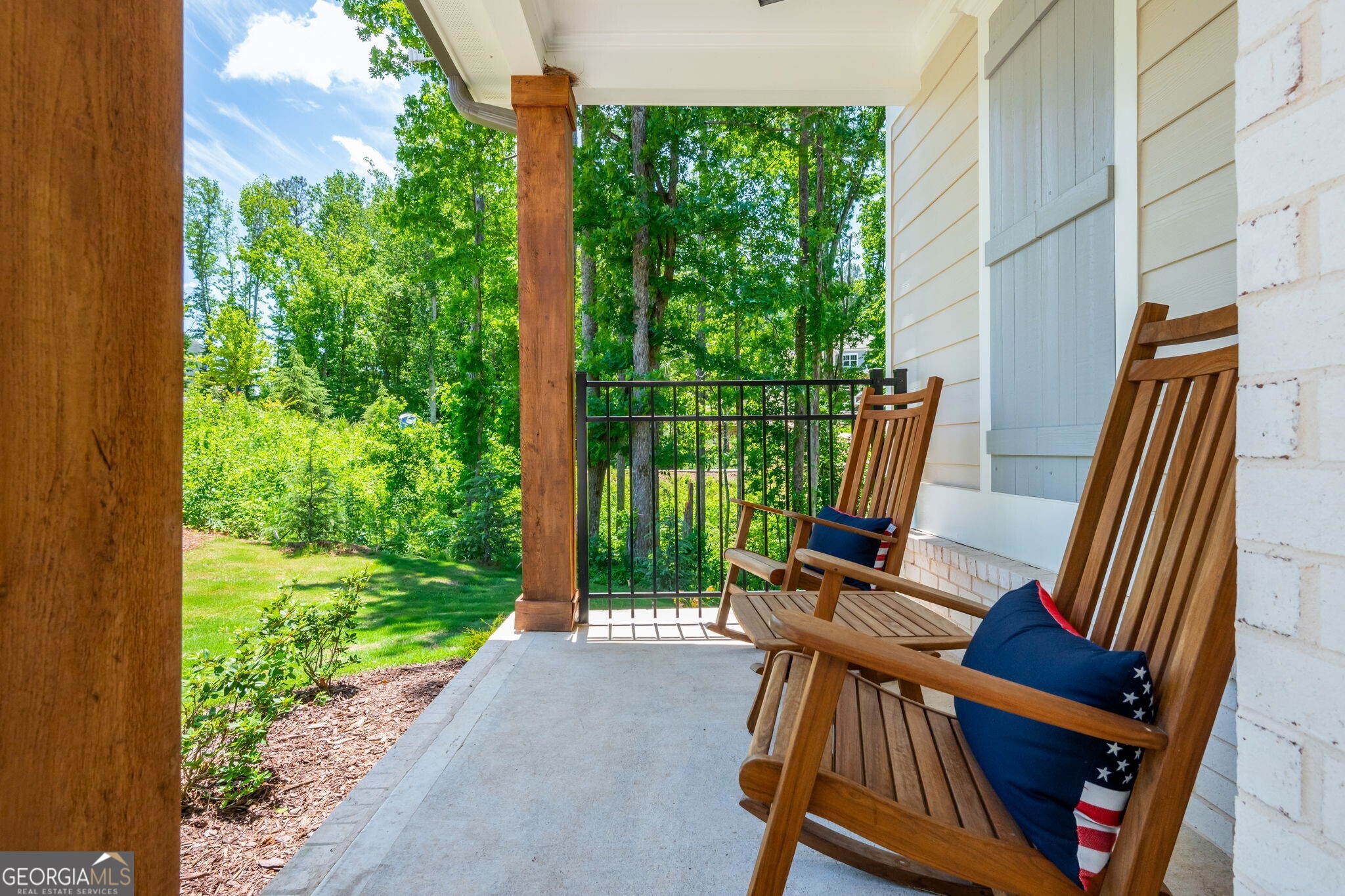 1013 Liberty Springs DR