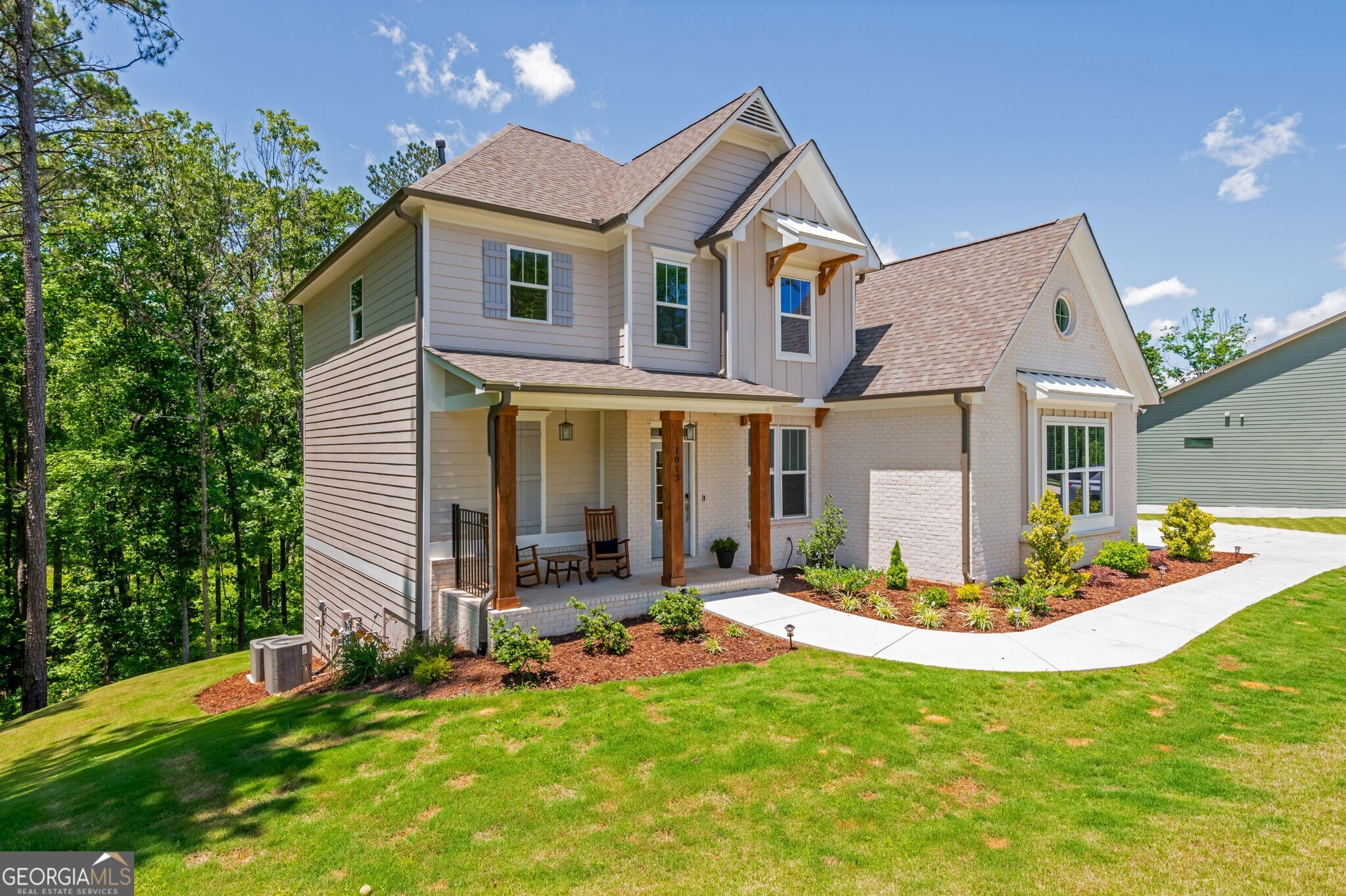 1013 Liberty Springs DR