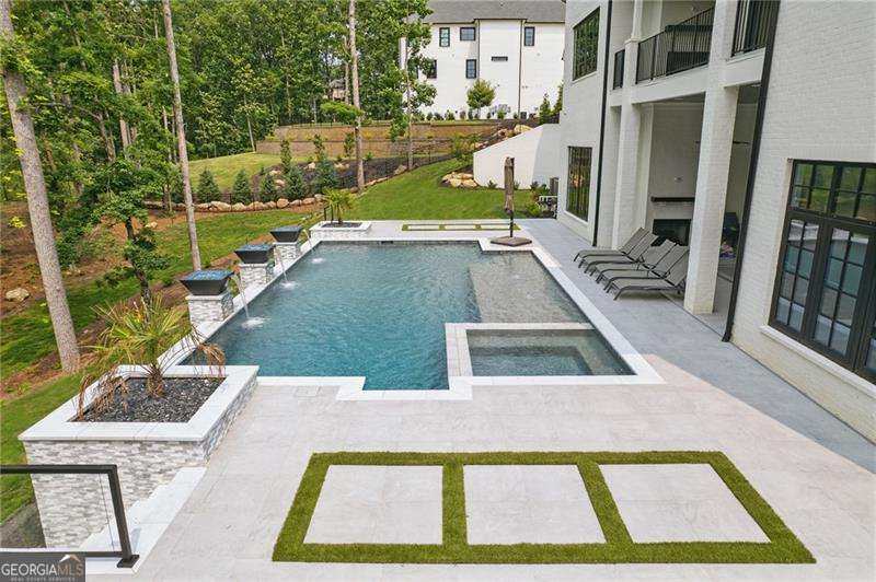 Echelon - Residential