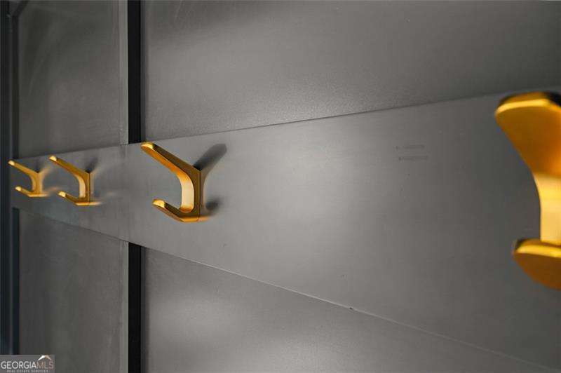 Echelon - Residential