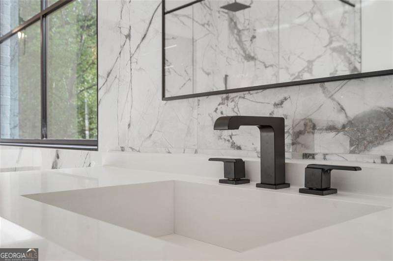 Echelon - Residential