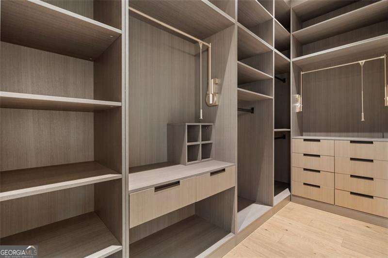 Echelon - Residential