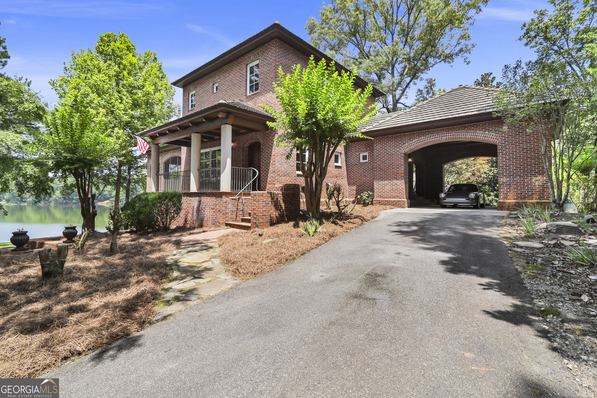 4043 Piedmont Lake RD